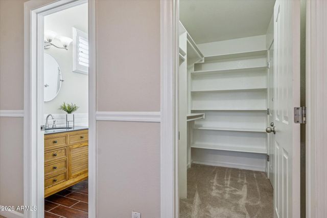 1026 N HERITAGE Street, Gilbert, AZ 85234