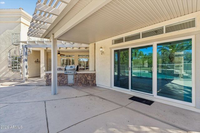 1026 N HERITAGE Street, Gilbert, AZ 85234