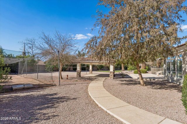 1026 N HERITAGE Street, Gilbert, AZ 85234