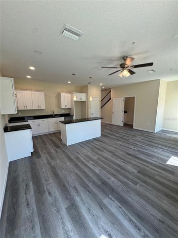 4372 CAMBIO GARDENS COURT, Tampa, FL 33610