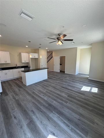 4372 CAMBIO GARDENS COURT, Tampa, FL 33610