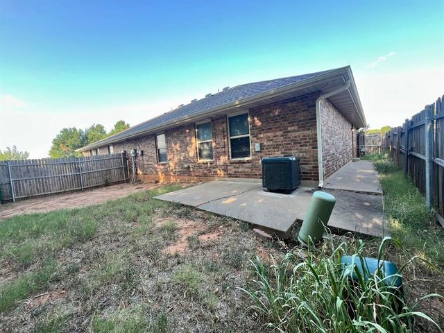 3602 Janus, Yukon, OK 73099
