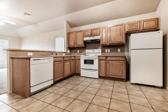 3602 Janus, Yukon, OK 73099