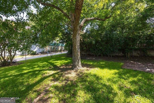 825 Maple Street, Macon, GA 31201