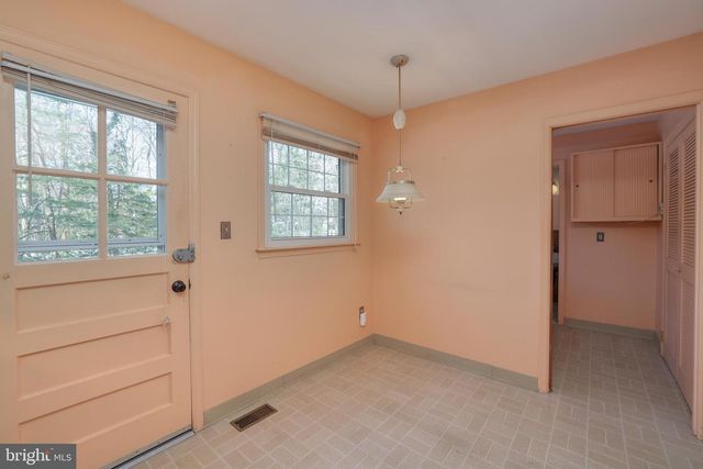 9 PIN OAK DR, Lawrence Township, NJ 08648