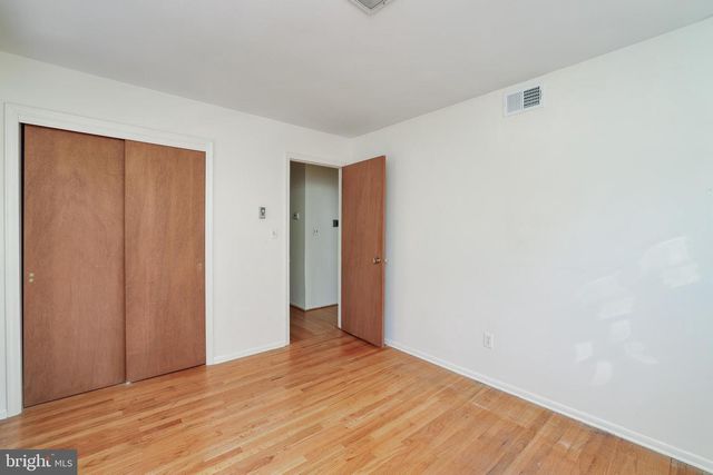 9 PIN OAK DR, Lawrence Township, NJ 08648