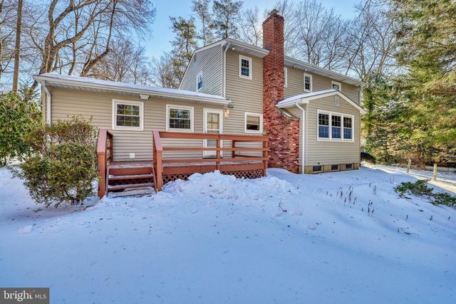 9 PIN OAK DR, Lawrence Township, NJ 08648