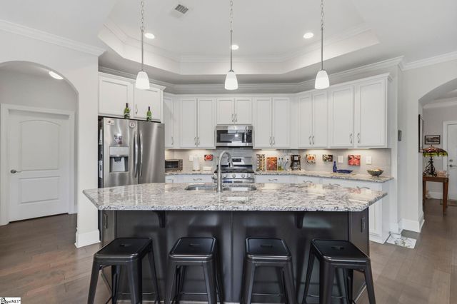 8 Heron Glen Way, Simpsonville, SC 29680