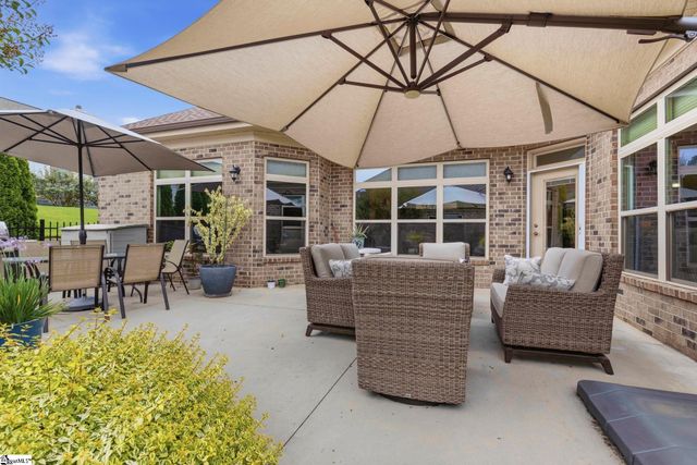 8 Heron Glen Way, Simpsonville, SC 29680