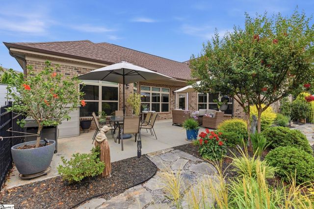 8 Heron Glen Way, Simpsonville, SC 29680