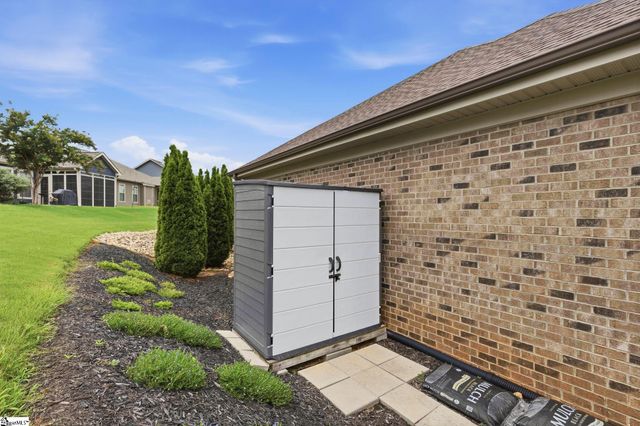 8 Heron Glen Way, Simpsonville, SC 29680