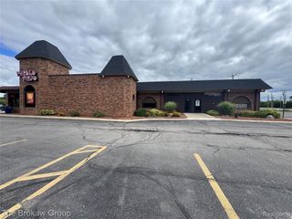 323 East Genesee Street, Lapeer, MI 48446