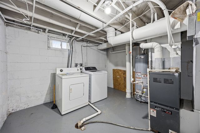 1128 I Avenue NE, Cedar Rapids, IA 52402