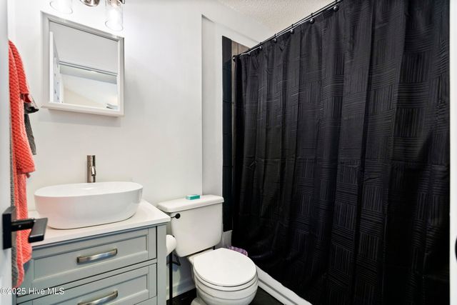 1234 Shipyard Boulevard, Wilmington, NC 28412
