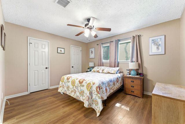 2354 Hickory Hollow Lane, Spring, TX 77386