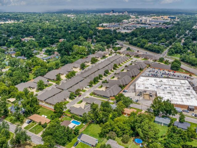 1230 Quinby Lane, Tyler, TX 75701