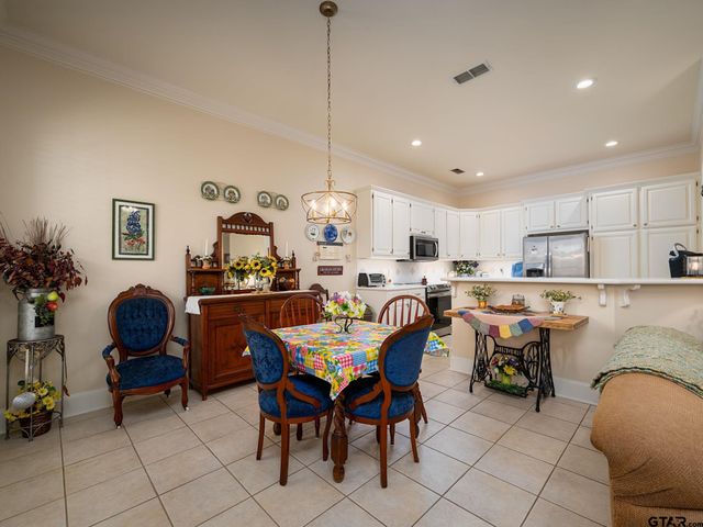 1230 Quinby Lane, Tyler, TX 75701
