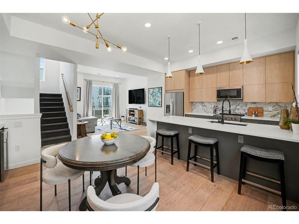 6065 W 16th Ave, Lakewood, CO 80214