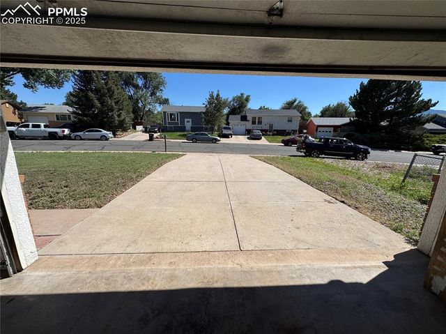 4930 Webb Drive, Colorado Springs, CO 80916