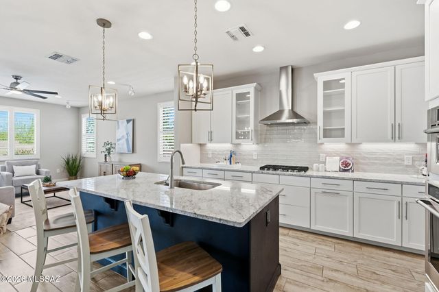 9488 N Mirage Sky Court, Oro Valley, AZ 85742