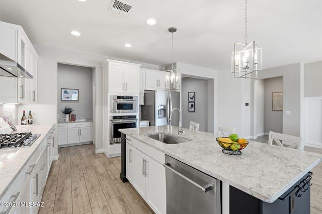 9488 N Mirage Sky Court, Oro Valley, AZ 85742