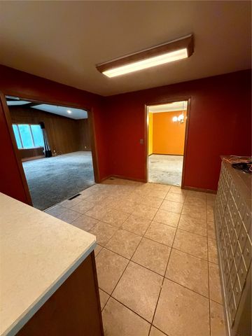 3624 Terrace Hill Drive NE, Cedar Rapids, IA 52402