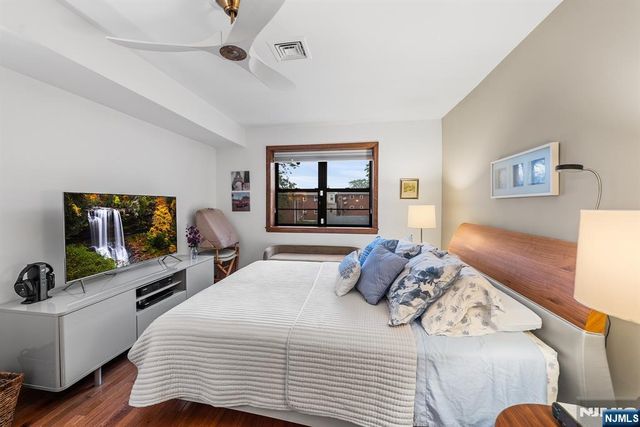 9249 Kennedy Boulevard 105, North Bergen, NJ 07047