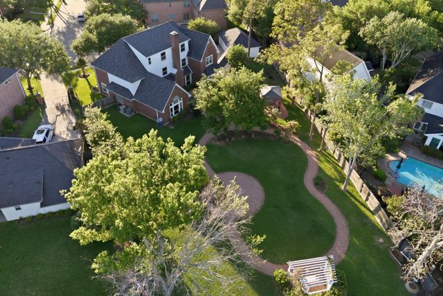 10 Burwick Street, Sugar Land, TX 77479