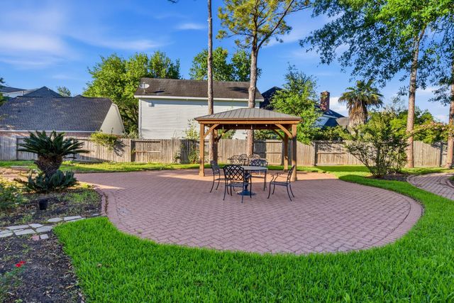 10 Burwick Street, Sugar Land, TX 77479