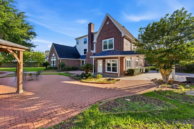 10 Burwick Street, Sugar Land, TX 77479