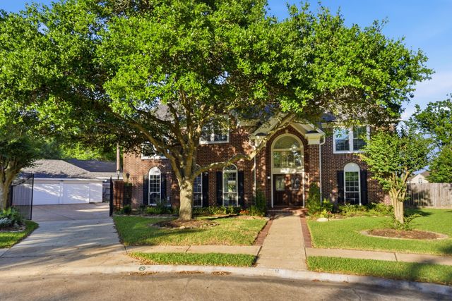 10 Burwick Street, Sugar Land, TX 77479