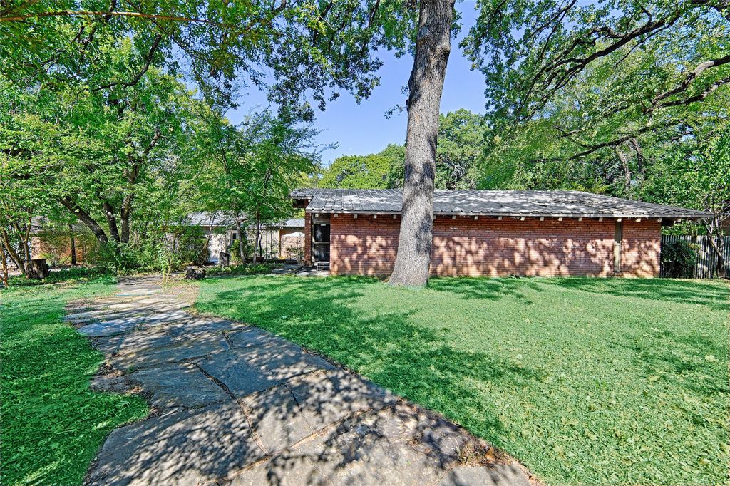 1101 Owenwood Drive, Irving, TX 75061 — photo 2