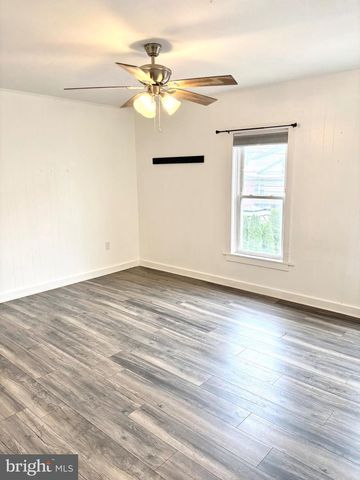 30 N PINE ST, Lewistown, PA 17044