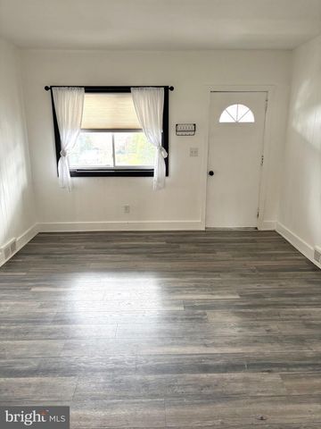 30 N PINE ST, Lewistown, PA 17044