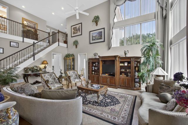 11502 Knightsbridge Place, Wellington, FL 33449