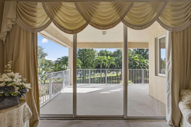 11502 Knightsbridge Place, Wellington, FL 33449