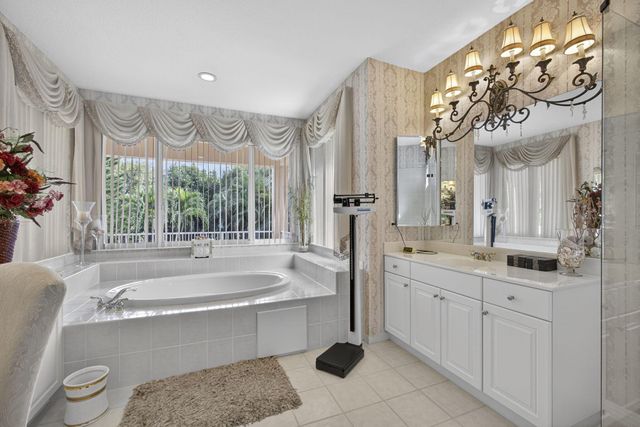 11502 Knightsbridge Place, Wellington, FL 33449