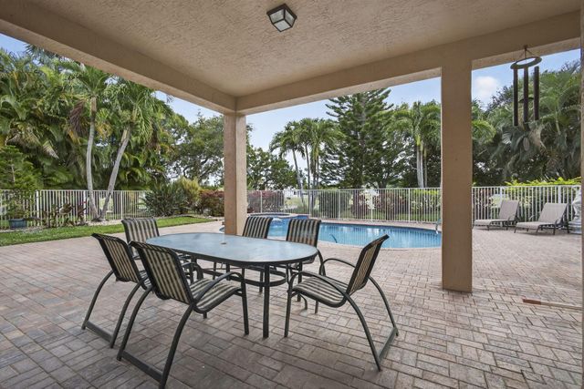11502 Knightsbridge Place, Wellington, FL 33449