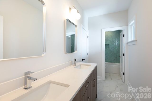 4325 Raney Way, Charlotte, NC 28205
