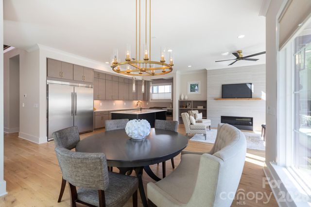4325 Raney Way, Charlotte, NC 28205