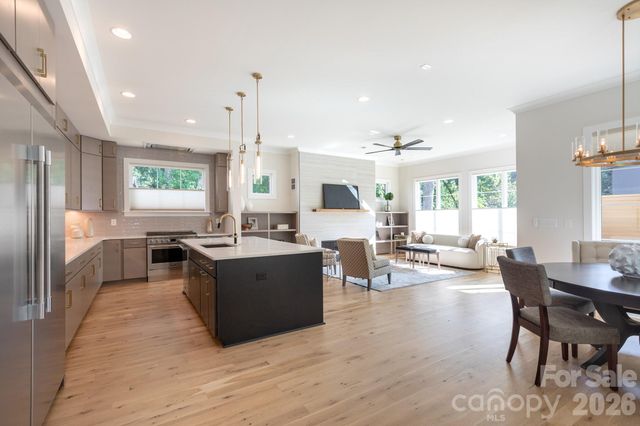 4325 Raney Way, Charlotte, NC 28205