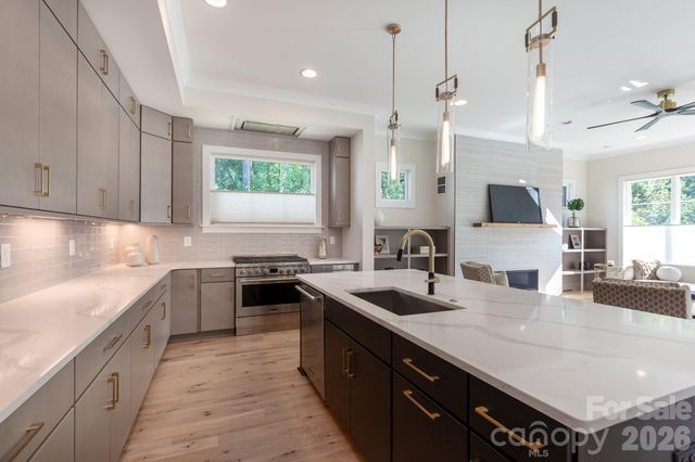 4325 Raney Way, Charlotte, NC 28205