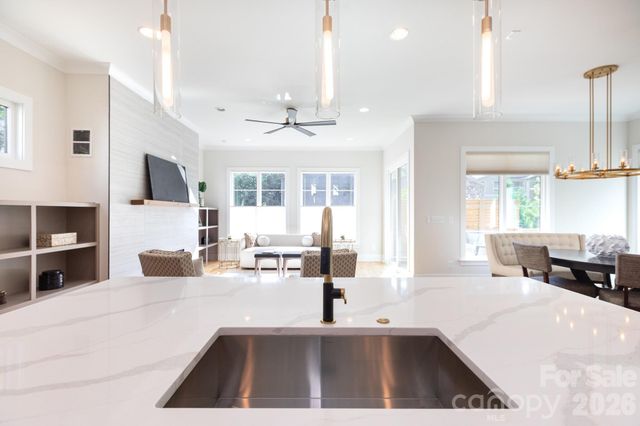 4325 Raney Way, Charlotte, NC 28205