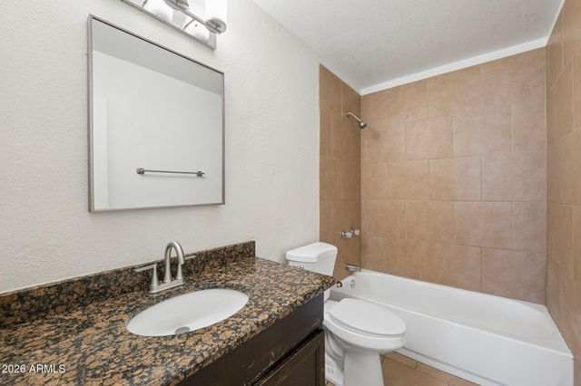 8137 W Trafalgar Avenue, Phoenix, AZ 85033