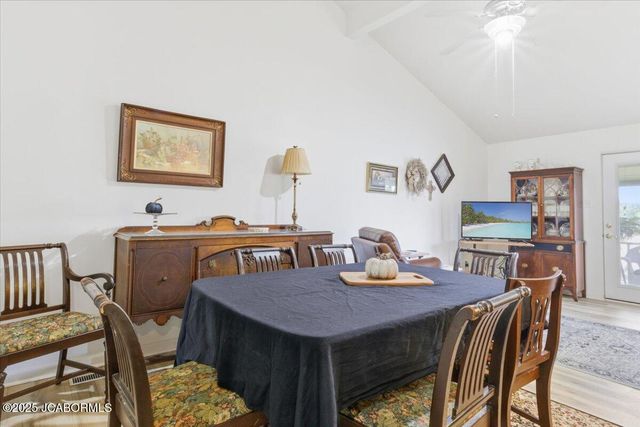 657 HIDDENWOOD COURT, Jefferson City, MO 65109