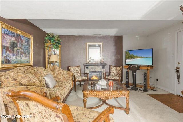 657 HIDDENWOOD COURT, Jefferson City, MO 65109