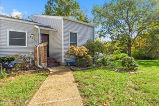 657 HIDDENWOOD COURT, Jefferson City, MO 65109