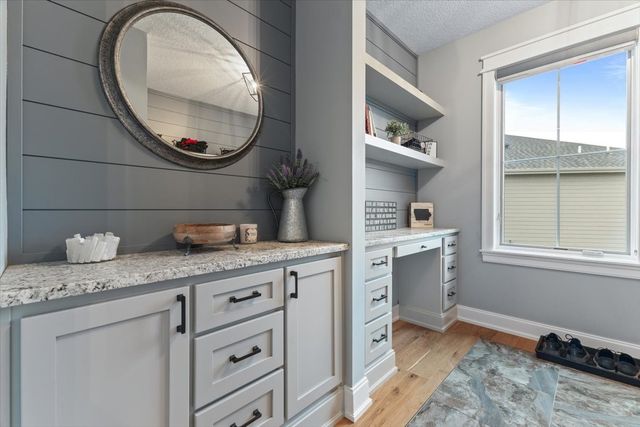 228 NE 60th Court, Ankeny, IA 50021