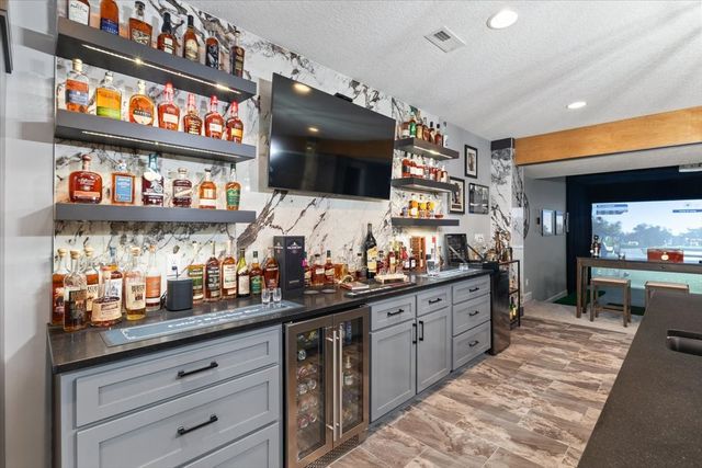 228 NE 60th Court, Ankeny, IA 50021