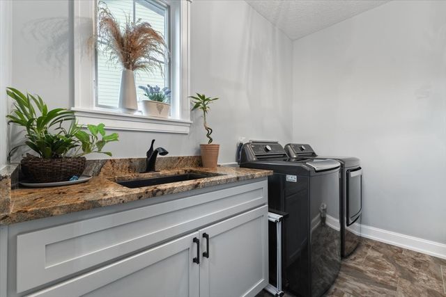 228 NE 60th Court, Ankeny, IA 50021